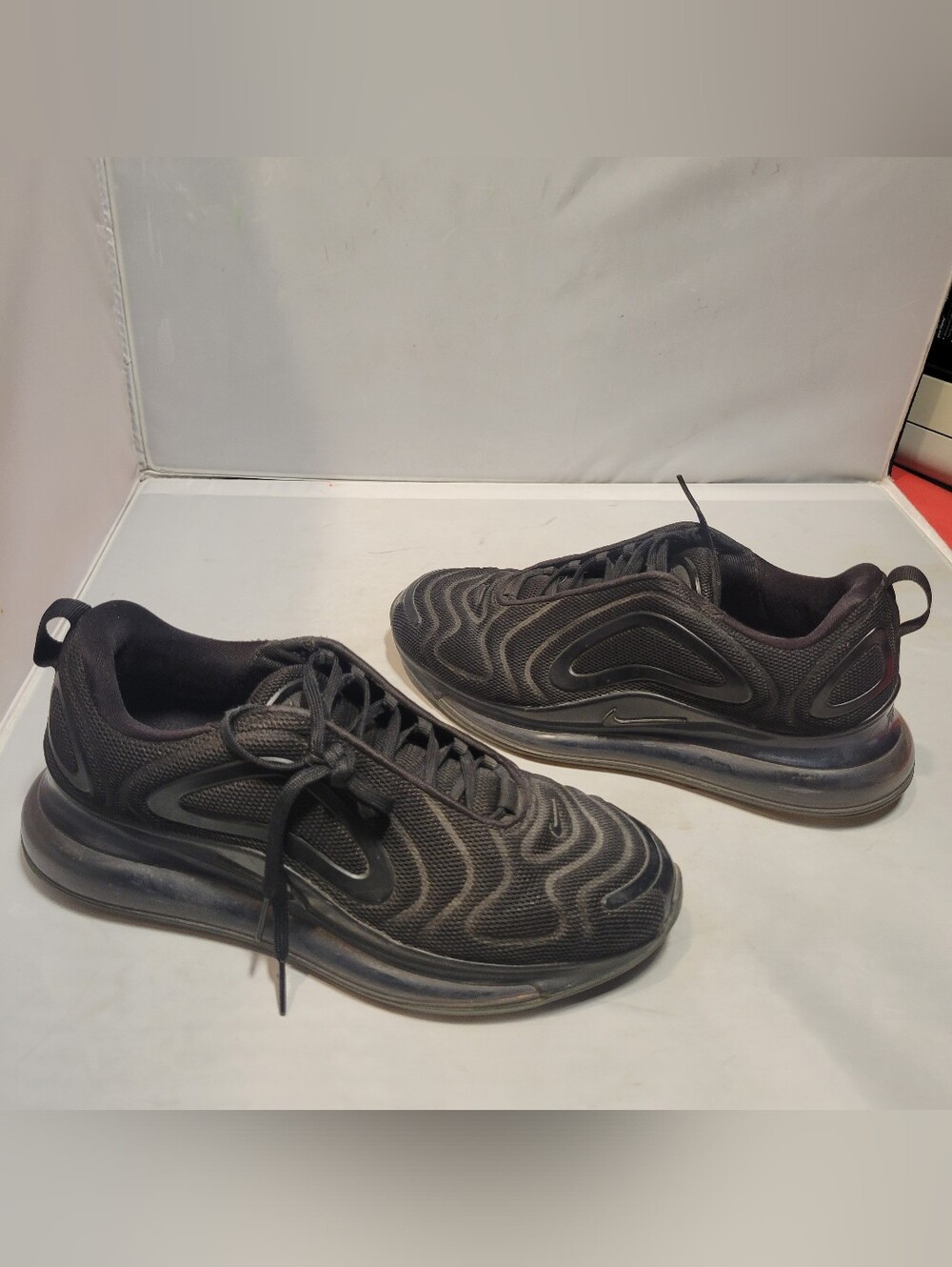 Nike Air Max 720 Triple Black Men Size 8 AO2924-007 Low Top Sneakers Shoes